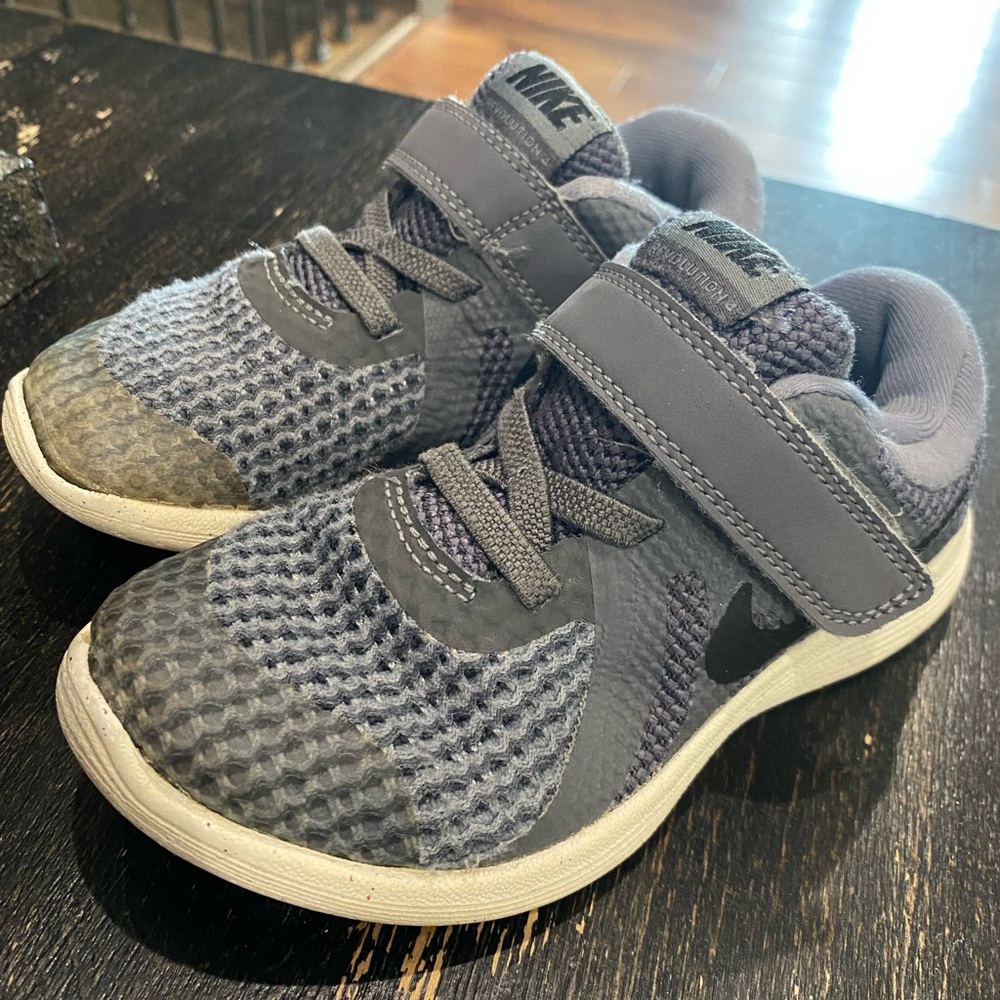 9C Nike Tennis Shoes